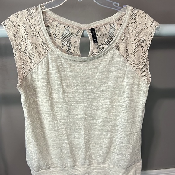 Full Tilt Medium Burnout lace sleeveless shirt - Picture 2 of 7